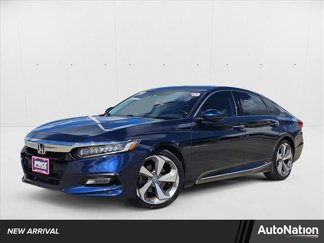 Used 2018 Honda Accord Touring image 1
