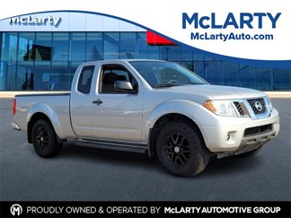 Used 2019 Nissan Frontier SV image 1