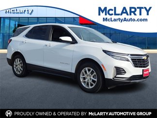 Used 2023 Chevrolet Equinox LT image 1