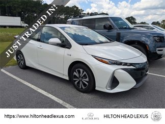 Used 2017 Toyota Prius Prime Premium image 1