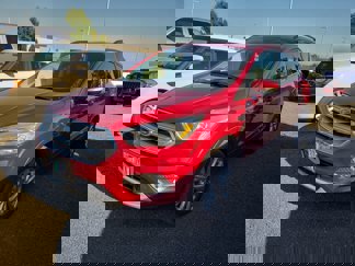 Used 2017 Ford Escape Titanium image 1