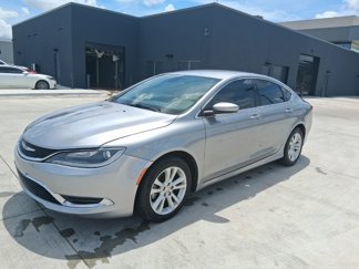 Used 2016 Chrysler 200 Limited image 1