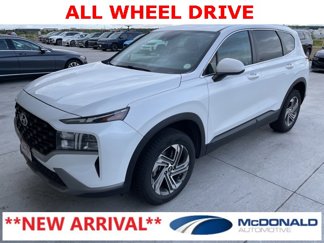 Used 2021 Hyundai Santa Fe SE image 1