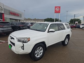 Used 2016 Toyota 4Runner SR5 image 1