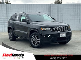Certified 2019 Jeep Grand Cherokee Laredo w/ Laredo X Package image 1