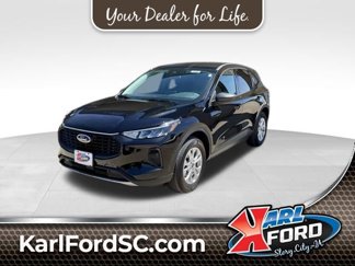 New 2025 Ford Escape Active w/ Cold Weather Package image 1