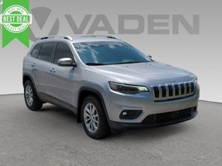 Used 2021 Jeep Cherokee Latitude Plus w/ Mopar Interior Package image 1