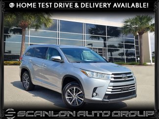 Used 2017 Toyota Highlander XLE image 1