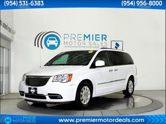 Used 2016 Chrysler Town & Country Touring w/ Driver Convenience Group image 1