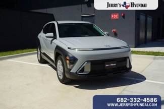 New 2025 Hyundai Kona SE image 1
