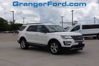 Used 2016 Ford Explorer XLT w/ Equipment Group 202A image 1