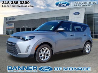 Used 2023 Kia Soul S image 1