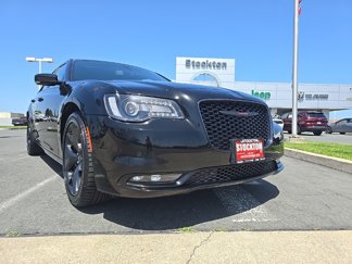 Used 2023 Chrysler 300 S image 1