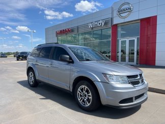 Used 2016 Dodge Journey SE w/ Flexible Seating Group image 1
