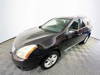 Used 2013 Nissan Rogue SV image 1