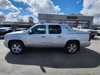 Used 2012 Chevrolet Avalanche LTZ image 1