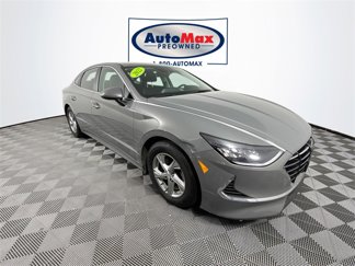 Used 2022 Hyundai Sonata SE image 1