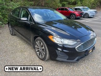 Used 2019 Ford Fusion SE image 1