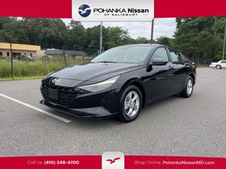 Used 2023 Hyundai Elantra SE image 1