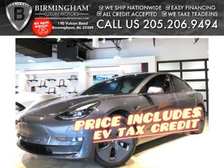 Used 2022 Tesla Model 3 Standard Range image 1
