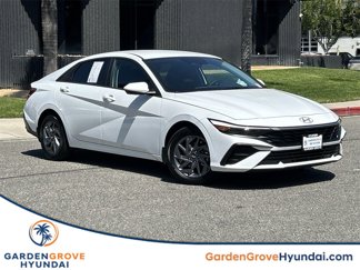 Certified 2024 Hyundai Elantra SEL image 1