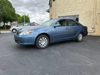 Used 2002 Toyota Camry LE image 1