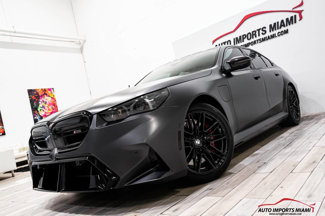 Used 2025 BMW M5 w/ Carbon Package image 1