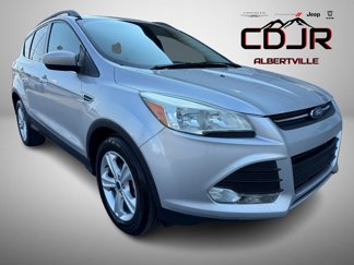 Used 2016 Ford Escape SE w/ Equipment Group 201A image 1
