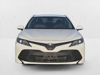 Used 2019 Toyota Camry LE video 2