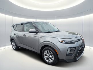 Used 2022 Kia Soul LX w/ Technology Package image 1