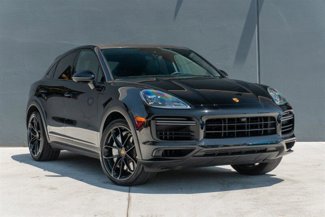 Used 2023 Porsche Cayenne Turbo image 1