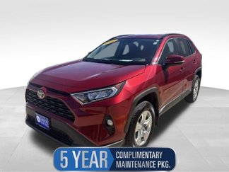 Used 2020 Toyota RAV4 XLE image 1