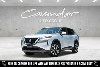 Used 2023 Nissan Rogue SV image 1