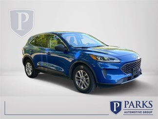 Used 2022 Ford Escape SE image 1