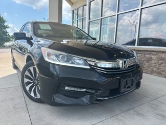 Used 2017 Honda Accord Hybrid Sedan image 1