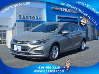 Used 2018 Chevrolet Cruze LT w/ Convenience Package image 1