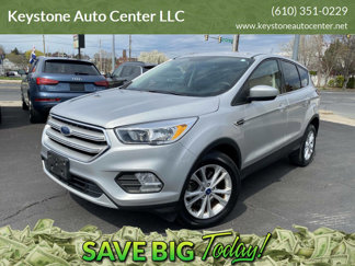 Used 2019 Ford Escape SE image 1
