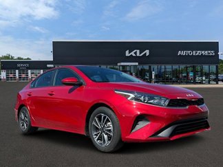 Used 2022 Kia Forte LXS image 1