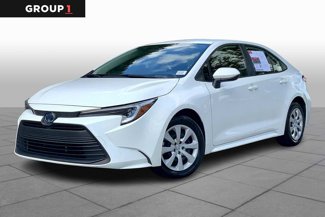Used 2024 Toyota Corolla LE image 1