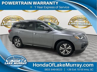 Used 2017 Nissan Pathfinder S image 1