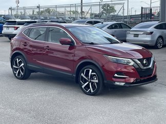 Used 2022 Nissan Rogue Sport SL w/ Premium Package image 1