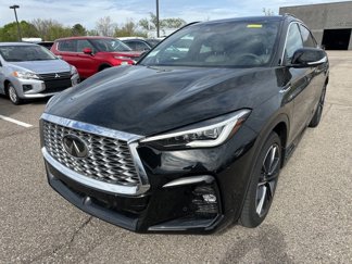Used 2023 INFINITI QX55 Essential image 1