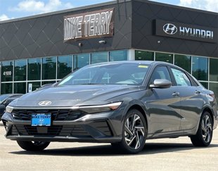New 2024 Hyundai Elantra SEL w/ Convenience Package image 1