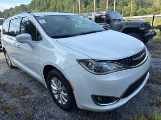 Used 2018 Chrysler Pacifica Touring Plus image 1