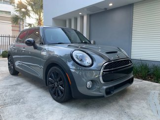 Used 2016 MINI Cooper S image 1