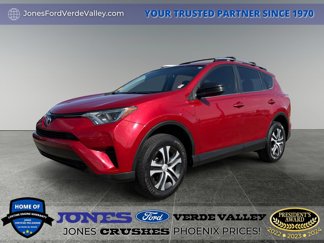 Used 2016 Toyota RAV4 LE image 1