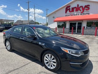 Used 2018 Kia Optima LX w/ 17" Alloy Wheels Package image 1