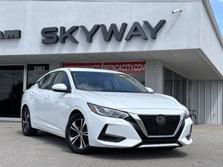 Used 2022 Nissan Sentra SV image 1