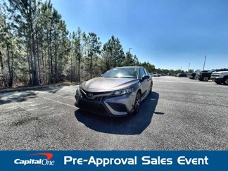 Used 2023 Toyota Camry SE image 1