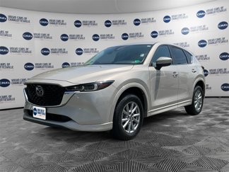 Used 2024 MAZDA CX-5 AWD 2.5 S w/ Preferred Package image 1